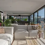 La Peniche - Bed And Bicycle - *
