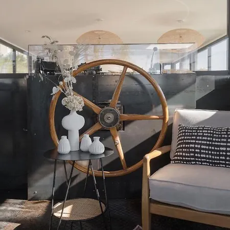 فندق La Peniche - Bed And Bicycle - فيين