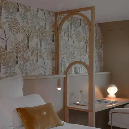 Hotel La Peniche - Bed And Bicycle - *
