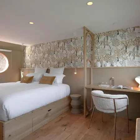 La Peniche - Bed And Bicycle - * Vienne (Isere)