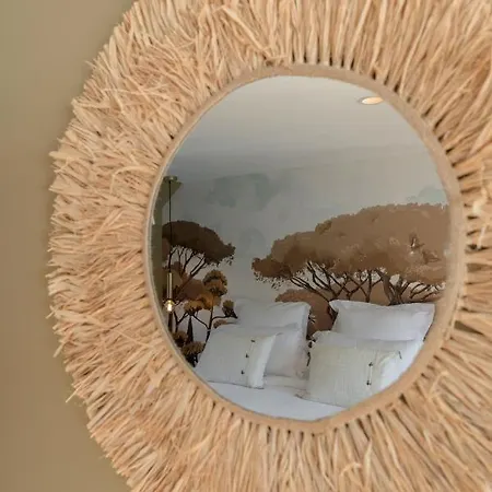 Hotel La Peniche - Bed And Bicycle -
