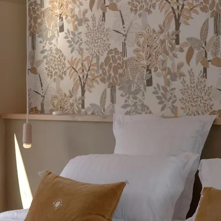 Hotel La Peniche - Bed And Bicycle -